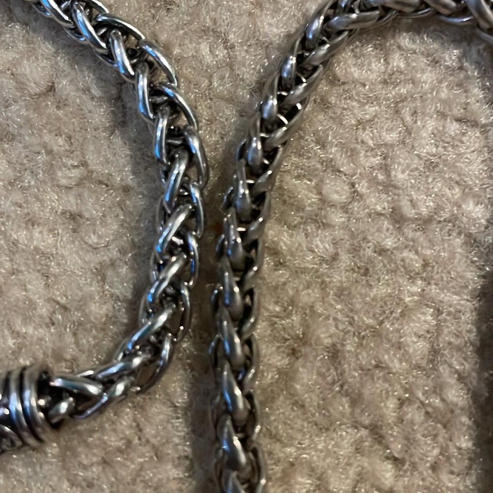 Bracelets - Picture 4 of 6